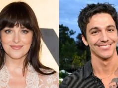 達科塔·約翰遜和她的榜樣包在最近的郊遊中出現在 PDA 上