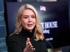 卡羅琳·萊維特並沒有為亞歷克斯·佩雷蒂對斯蒂芬·米勒的評論進行辯護