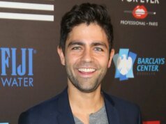 阿德里安·格雷尼爾 (Adrian Grenier) 德克薩斯州牧場生活的視頻之旅