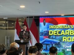 協調部長 AHY 與公共工程部門協調處理 Sisarua 的山體滑坡