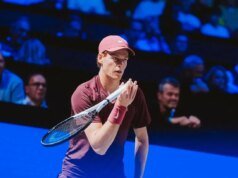 賈尼克·辛納在澳大利亞公開賽艱難獲勝後改變了“預賽規則”後承認“幸運”:“在這裡戰鬥”