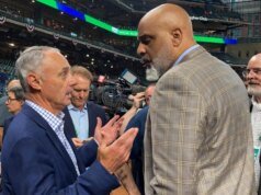 美國職業棒球大聯盟(MLB)工資帽爭議引發了人們對明年停擺的擔憂