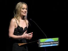 奧利維亞·王爾德 (Olivia Wilde) 在 2026 年聖丹斯電影節上為《邀請》鼓掌後落淚