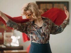 聖丹斯電影節上以德黑蘭為背景的劇情片《朋友之家在這裡》評論