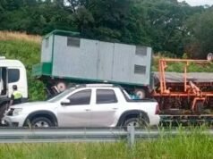 一名少年在9號公路上被卡車撞傷