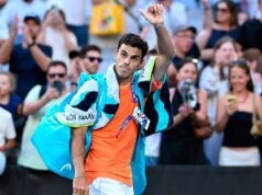 弗朗西斯科·塞倫多洛 (Francisco Cerúndolo) 輸給茲維列夫 (Zverev),退出澳大利亞公開賽