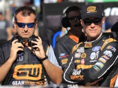 羅德尼·柴爾德斯 (Rodney Childers) 直言不諱地回答了臭名昭著的凱文·哈維克 (Kevin Harvick) 問題