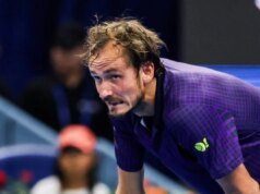 丹尼爾·梅德韋傑夫在墨爾本慘敗於勒納·田後發表講話:“對我來說非常好”