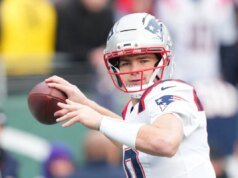 冰毒對愛國者隊進攻產生負面影響後,德雷克·梅耶等待邁克·弗拉貝爾的懲罰