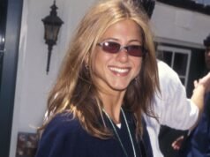 詹妮弗·安妮斯頓 (Jennifer Aniston) 標誌性的 90 年代鞋履造型再次流行