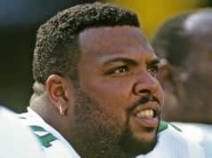 這位前NFL球員現年55歲