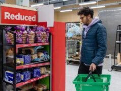 超市麵包、油炸食品、糖、純素奶酪會損害腸道健康。