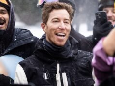 肖恩·懷特 (Shaun White) 在中央公園撕碎雪片,為紐約市的雪地愛好者帶來驚喜