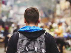 一代年輕人正在被拋在後面——服務可以把他們帶回來。