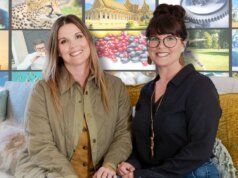 萊斯利·戴維斯意外訂婚後分享假期亮點