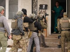 “違憲且殘酷”:ICE備忘錄允許特工在沒有搜查令的情況下進入住宅