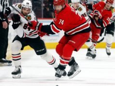 結束得分機會是黑鷹隊前鋒蘭登·斯拉格特的下一步