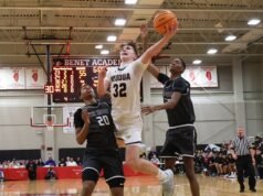 科爾·凱利 (Cole Kelly)、梅森·馬丁 (Mason Martin) 和紐卡谷 (Neuca Valley) 戰勝博林布魯克 (Bolingbrook)