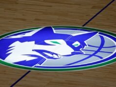 由於聯邦特工在明尼阿波利斯發生最新槍擊事件,NBA週六暫停了勇士隊與森林狼隊的比賽