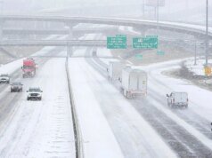 州長薩拉·赫卡比·桑德斯命令國民警衛隊應對重大冬季風暴。