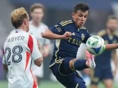 白帽將防守型中場庫巴斯續約至2027-28賽季