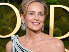 莎朗·斯通和瑪莎·斯圖爾特使用 Mario Badescu 面部噴霧