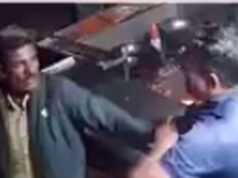 民工辱罵、掌摑後,警察被調走。該視頻瘋傳