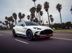 阿斯頓馬丁 DBX S:卓越的性能,平庸的美學