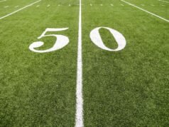 菲利普的兒子四分衛岡納·里弗斯已承諾加入北卡羅來納州立大學