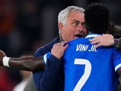 蒂博·庫爾圖瓦批評何塞·穆里尼奧:“小維尼修斯沒有做錯任何事”