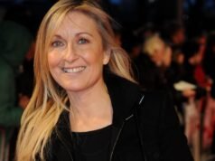 菲奧娜·菲利普斯的丈夫分享了自阿茲海默症診斷以來主持人的健康狀況更新:“她仍然和我們在一起”