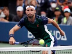 格里戈爾·季米特洛夫 (Grigor Dimitrov) 2026 年揮桿前世界排名第一將 3 帶到他的角落