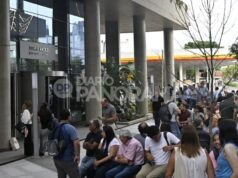 曼努埃爾貝爾格拉諾建築群的安第斯大廈因火災警報而被疏散