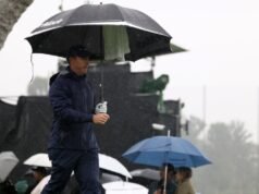 創世紀邀請賽第一輪因雨暫停