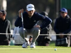 雅各布·布里奇曼(Jacob Bridgman,64 歲)以低於標準桿 6 桿的成績晉級創世紀邀請賽最後一輪