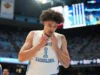 傑登高中 (Jayden High) 在北卡羅來納大學 (UNC) 戰勝皮特 (Pitt) 的比賽中的突破時刻受到猛烈抨擊