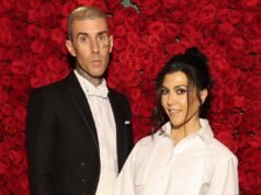 寇特妮卡戴珊 (Kourtney Kardashian) 和特拉維斯巴克 (Travis Barker) 的兒子洛基 (Rocky) 在 Blink-182 音樂會上的視頻