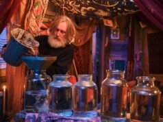 《小先知》評論:麥肯齊·克魯克對發現者的精彩後續給郊區帶來了超現實主義