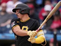 海盜隊的珍貴新秀康納格里芬在對陣紅襪隊的比賽中兩次深入