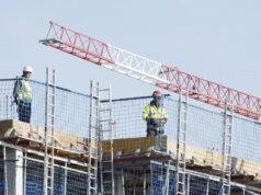 建築業缺勤率翻倍,成本達 35 億美元