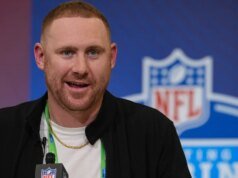 比爾隊總教練、總經理預計布朗克斯·戴維斯·韋伯將主持比賽