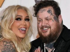 Jelly Roll 和 Bonnie XO 透露了他們的雙胞胎計劃