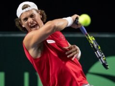 戴維斯盃預選賽決勝局德拉克斯勒加拿大隊戰勝巴西隊