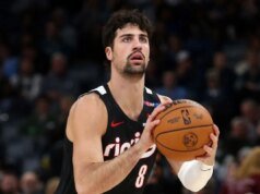 丹尼·阿瓦迪亞怎麼了?拓荒者隊球星左更衣室對太陽受傷