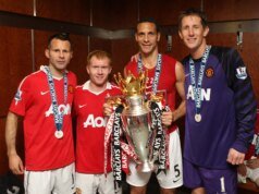 埃德溫·范德薩(Edwin van der Sar)在與兩位偶像一起踢球後要求在這兩位偶像中做出選擇