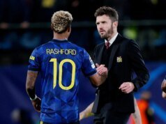 麥可·卡里克詢問馬庫斯·拉什福德離開曼聯前往巴塞隆納的決定