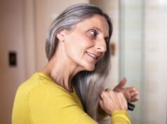 Arey’s to the Root 頭髮和頭皮增厚精華液可減緩白化過程