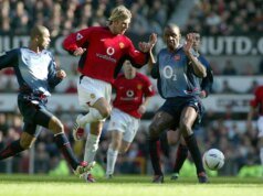 亞歷克斯·弗格森爵士的進球加速了大衛·貝克漢姆的曼聯退出