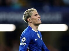 亞歷杭德羅·加納喬 2024/25 賽季在曼聯的場均上場時間與他目前在 2025/26 賽季在切爾西的場均出場時間相比