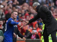 韋恩·魯尼聲稱何塞·穆里尼奧“非常聰明”,他採用了與弗格森爵士相同的曼聯戰術